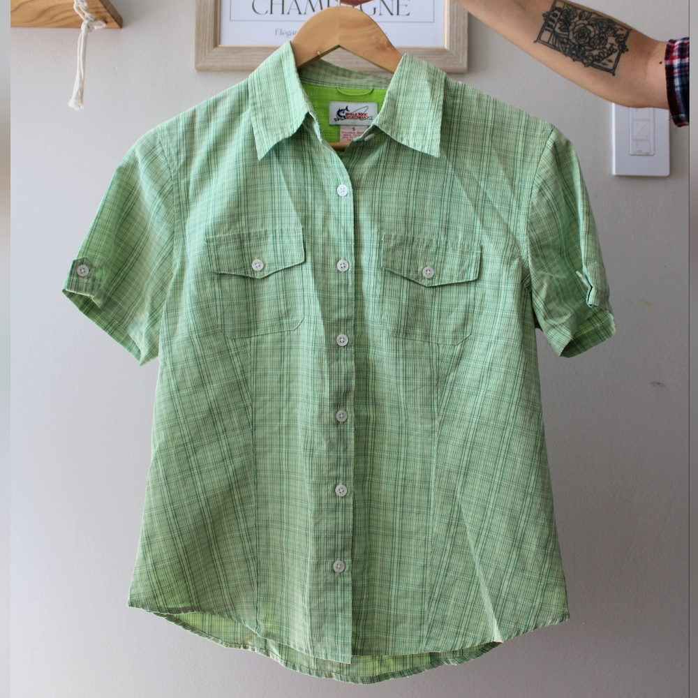 🌟 World Wide Sportsman Button Up Shirt 🌟